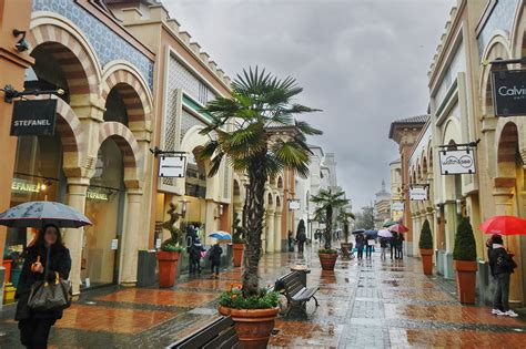 outlet chanel a milano|fashion outlets in milan.